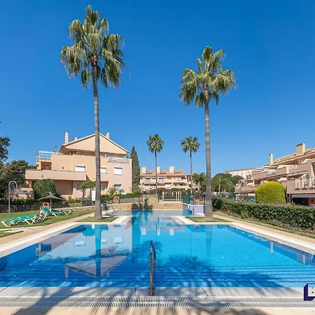 Casa Solvara - Multiple Pools 5min Access شقة
