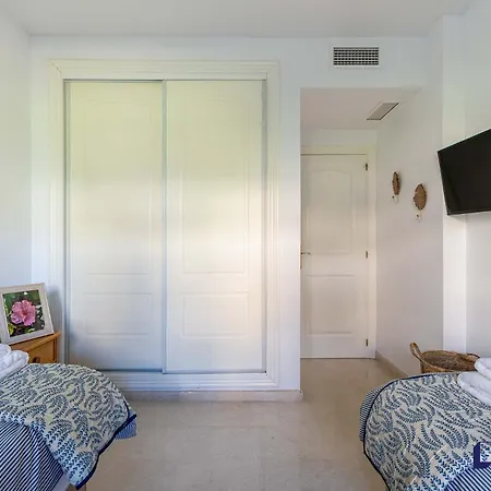 Casa Solvara - Multiple Pools 5min Access شقة ماربيا